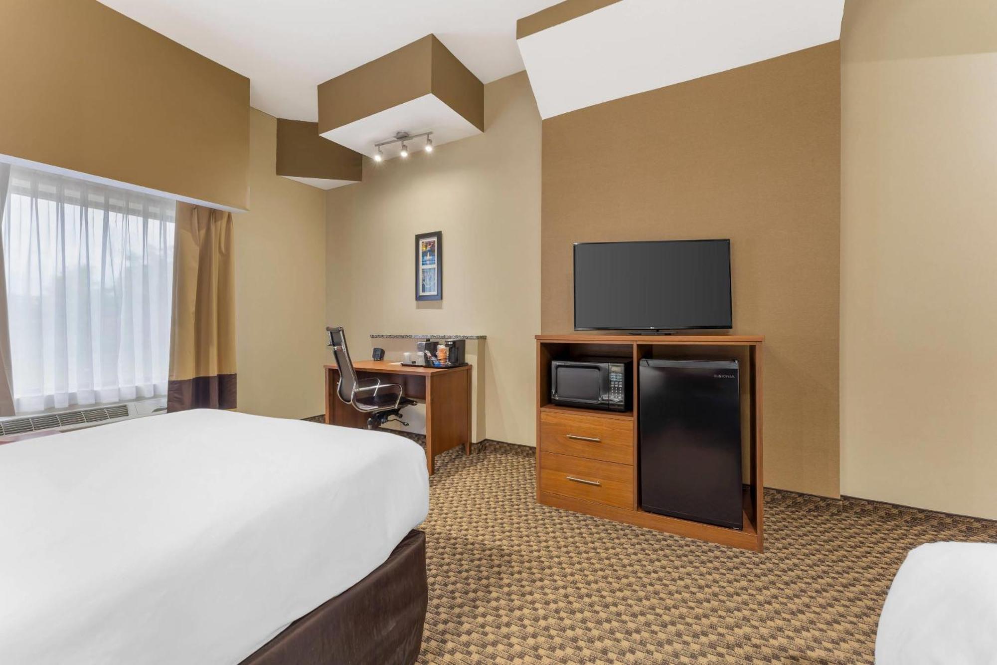 Hotel Comfort Monroeville